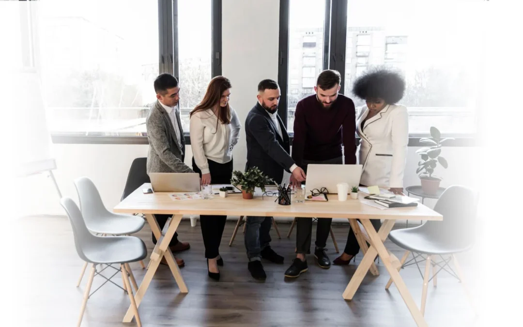 Creando un entorno laboral positivo: La clave para el éxito estratégico